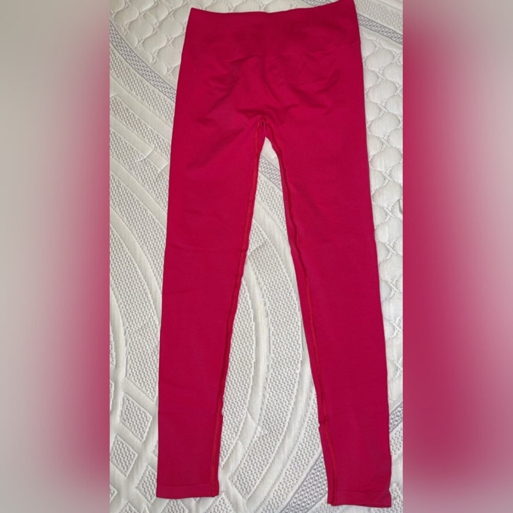 Alphalete amplify pink leggings 💗 medium